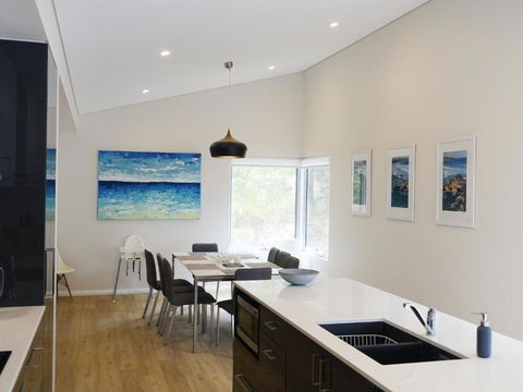 The Villa Dunsborough - Surfers Gold Coast 5