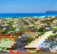 Clubyamba Beach Holiday Accommodation - Adults Only - Surfers Gold Coast