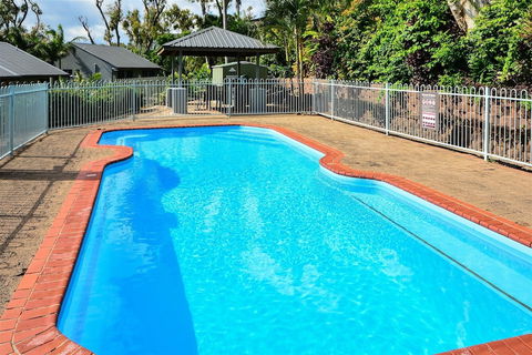 Sunset Waters Apartments - Surfers Gold Coast 1