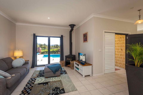 Mandalay Villas - Villa 2 - Surfers Gold Coast 2