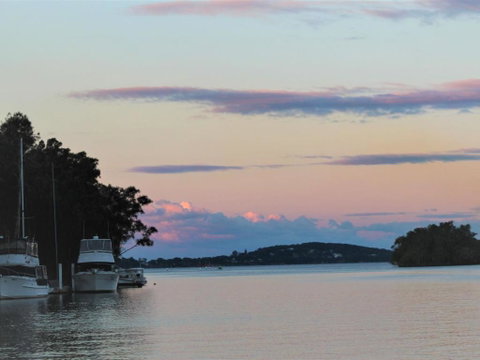 Between Waters B & B Lake Macquarie - Surfers Gold Coast 6