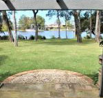 Between Waters B  B Lake Macquarie - Surfers Gold Coast