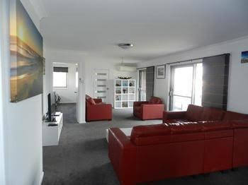 Yamba Norfolk Motel - Surfers Gold Coast 0