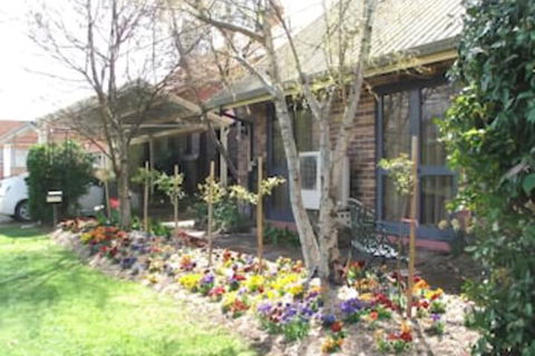 Apartments On The Park Glen Innes - Surfers Gold Coast 7