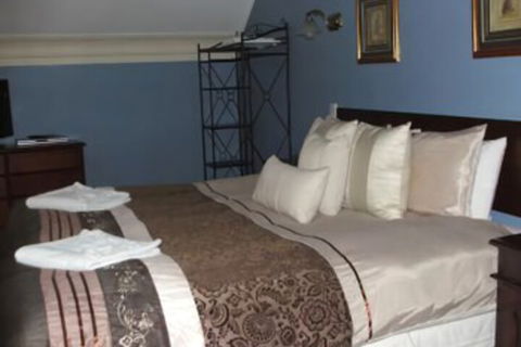 Apartments On The Park Glen Innes - Surfers Gold Coast 6