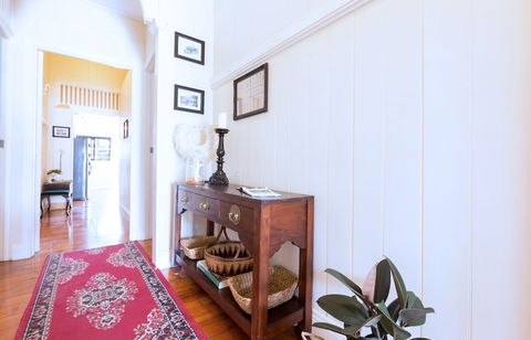 99 Kirkland Bed & Breakfast - Surfers Gold Coast 2