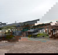 Deer Park Motor Inn - Surfers Gold Coast