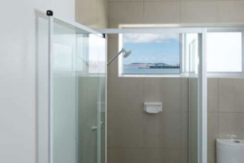 Bay 10 Accommodation - Surfers Gold Coast 0