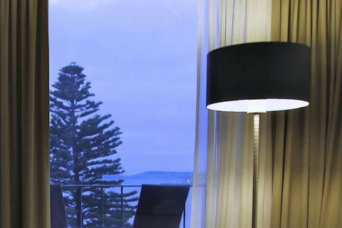 Bay 10 Accommodation - Surfers Gold Coast 4