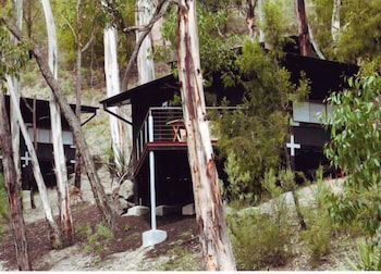 Qdos Arts - Surfers Gold Coast 0