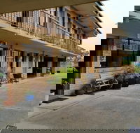 River Street Motel - Surfers Gold Coast