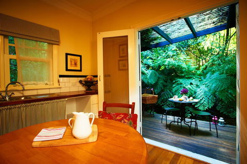 Gatehouse Cottage At Merrow Cottages - Mt Dandenong - Surfers Gold Coast 5