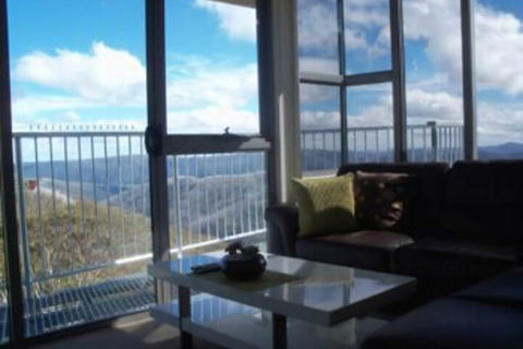 Mountain Dreaming - Surfers Gold Coast 5