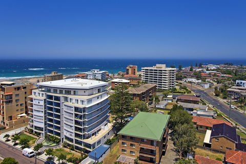 Sandy Cove Apartments - Surfers Gold Coast 0