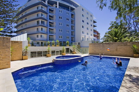 Sandy Cove Apartments - Surfers Gold Coast 2