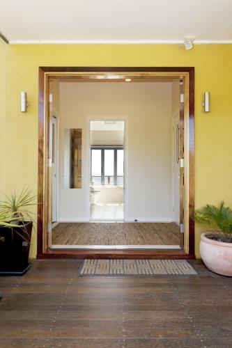 Sanctuary Hill Retreat - Surfers Gold Coast 5