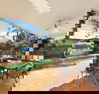 Edward Parry Motel  Apartments - Surfers Gold Coast