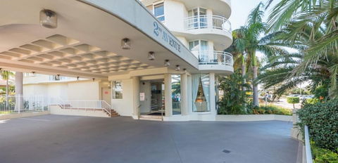 2nd Avenue Beachside Apartments - Surfers Gold Coast 1
