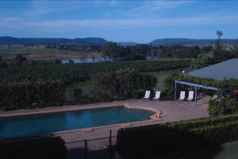 Tranquil Vale Vineyard & Cottages - Surfers Gold Coast 2