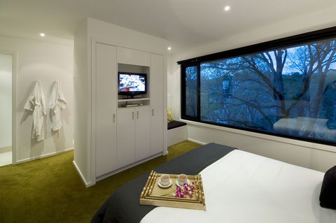 Saltus Luxury Accommodation - Surfers Gold Coast 5