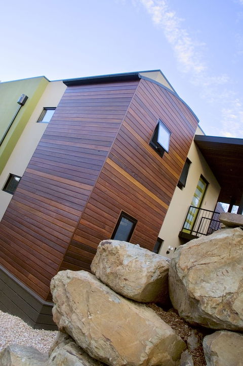 Saltus Luxury Accommodation - Surfers Gold Coast 0