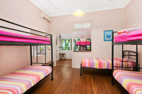 Dreamtime Travellers Rest Guest House - Surfers Gold Coast 0