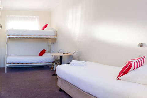 Bathurst Explorers Motel - Surfers Gold Coast 5