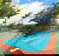 Moby Dick Waterfront Resort Motel - Surfers Gold Coast