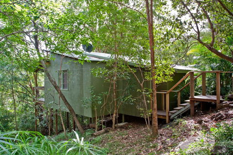 Hunchy Hideaway - Surfers Gold Coast 4
