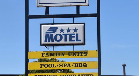 Riviana Motel - Surfers Gold Coast 2