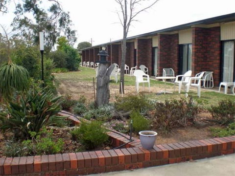 Riviana Motel - Surfers Gold Coast 1