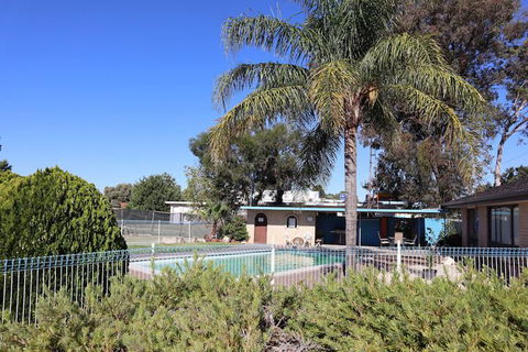 Capri Motel - Surfers Gold Coast 2