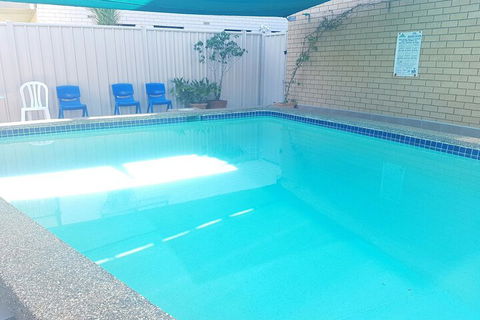 Lake Front Motel - Surfers Gold Coast 2