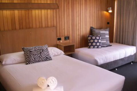 Court Street Motel - Surfers Gold Coast 0