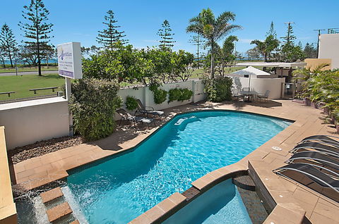 Meridian Alex Beach Apartments - Surfers Gold Coast 6
