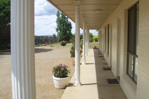 Golden Chain Garden Motor Inn - Surfers Gold Coast 6