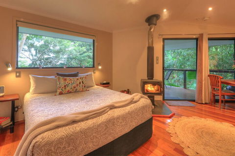 Montville Grove - Surfers Gold Coast 5