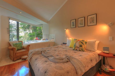 Montville Grove - Surfers Gold Coast 3