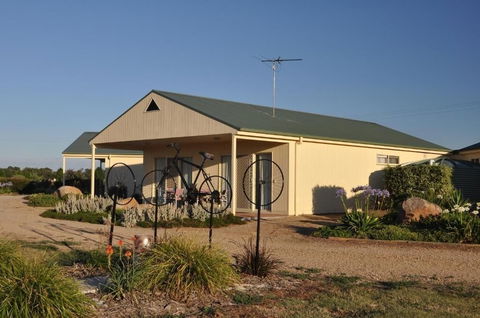 Milawa Muscat Retreat B&B - Surfers Gold Coast 6