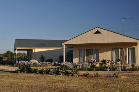 Milawa Muscat Retreat B&B - Surfers Gold Coast 2