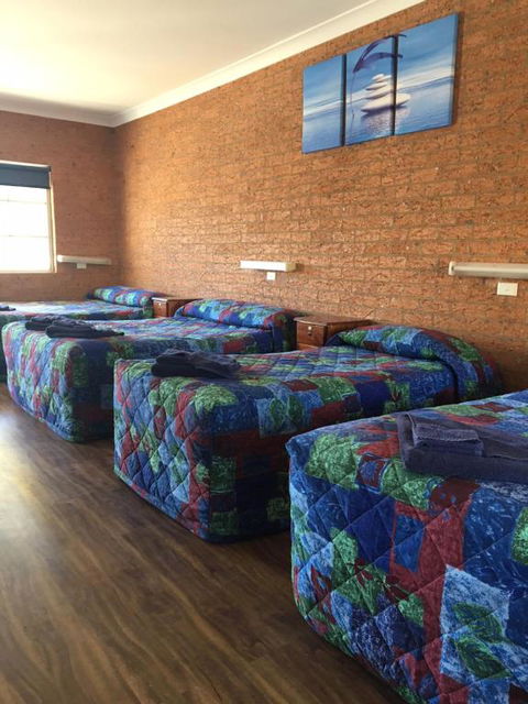 Coonamble Motel - Surfers Gold Coast 2