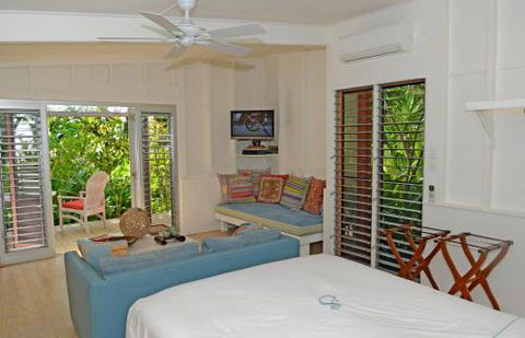 Sejala Beach Huts - Surfers Gold Coast 2