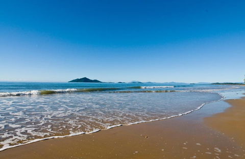 Sejala Beach Huts - Surfers Gold Coast 1