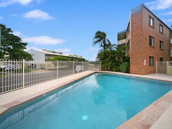 Tindarra - Surfers Gold Coast 1
