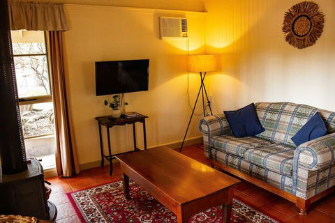Kalimna Woods Cottages - Surfers Gold Coast 5