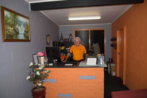 Artesian Motor Inn - Surfers Gold Coast 5