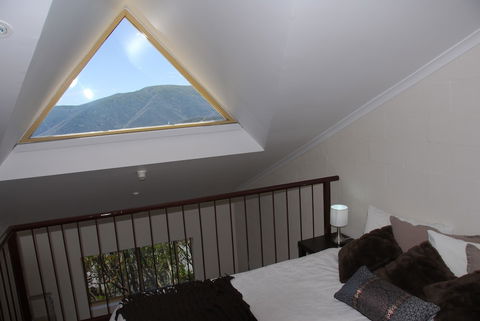 Summit Ridge Alpine Lodge - Surfers Gold Coast 4