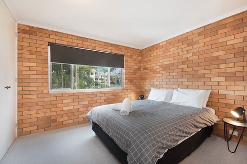 Joanne Apartments - Surfers Gold Coast 0