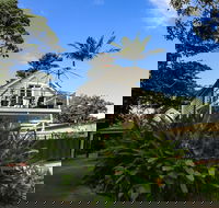 Port Douglas Cottage and Lodge - Surfers Gold Coast