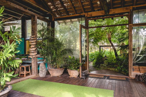 Albany Bali Style Accommodation - Surfers Gold Coast 0